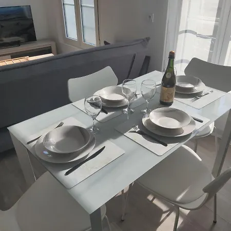 T3 Plume Hyper Centre D'ernee Διαμέρισμα Ernée