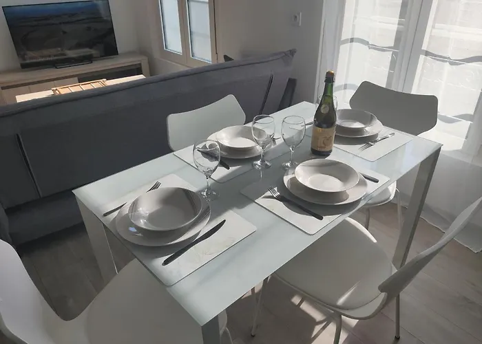 T3 Plume Hyper Centre D'ernée Appartement Ernée