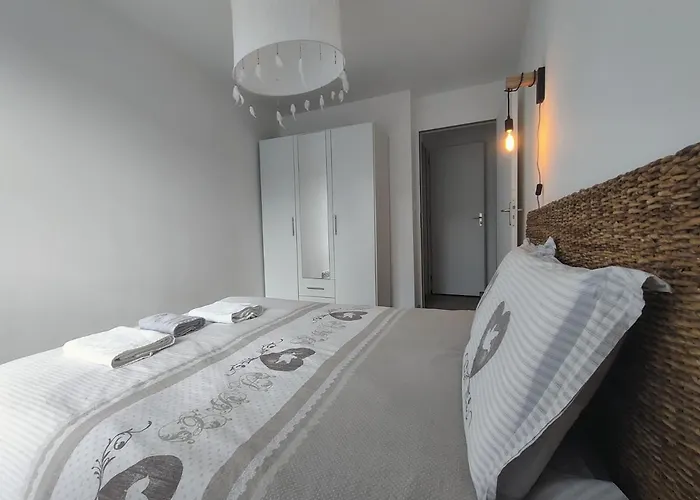 Appartement T3 Plume Hyper Centre D'ernée *